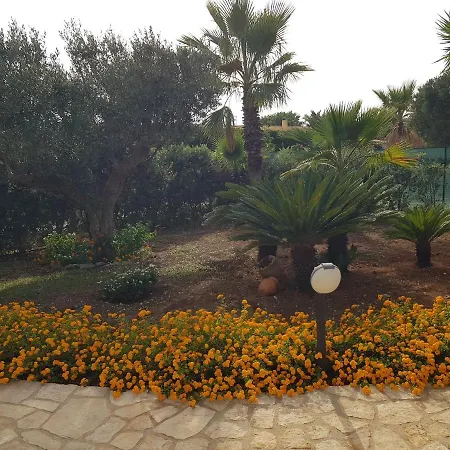 Holiday home Villetta Azzurra